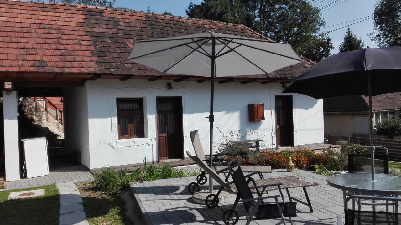 Zempleni Pitvaros Piheno Telkibánya Dış mekan fotoğraf