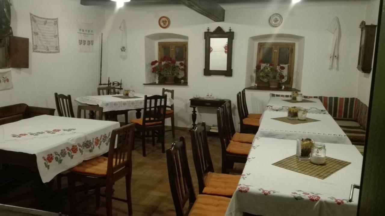 Zempleni Pitvaros Piheno Telkibánya Dış mekan fotoğraf