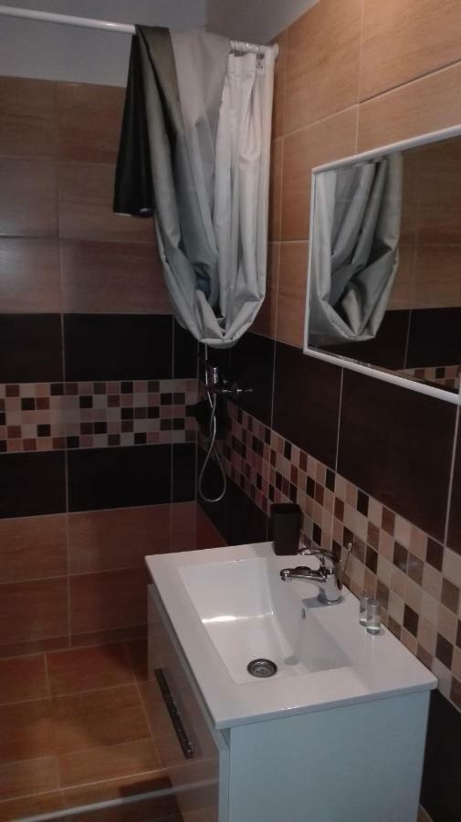 Zempleni Pitvaros Piheno Telkibánya Dış mekan fotoğraf