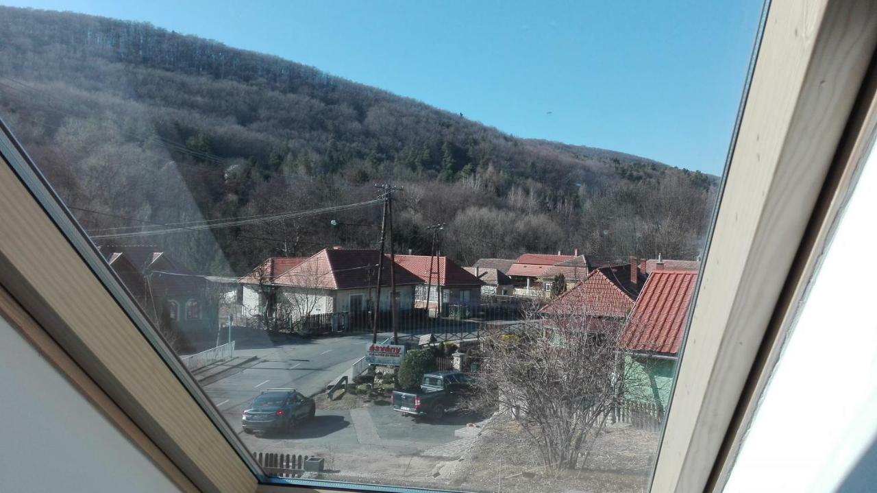Zempleni Pitvaros Piheno Telkibánya Dış mekan fotoğraf